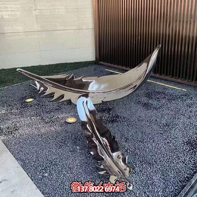 不銹鋼羽毛擺件鏡面裝飾，點亮戶外公園